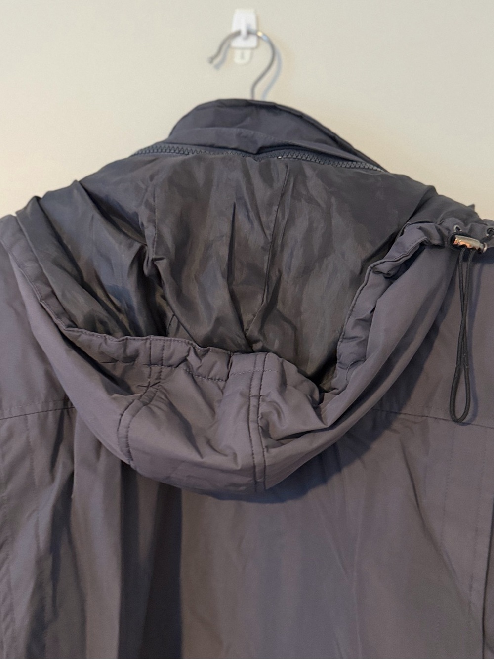 Hooded Utility Jacket - Picture 6 of 9